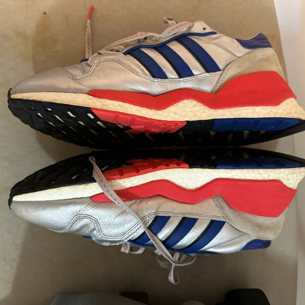 Adidas sneakers - Picture 6 of 8